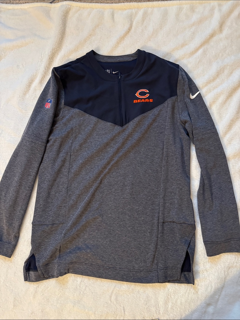 Nike Gray and Navy Chicago Bears Onfield Pullover